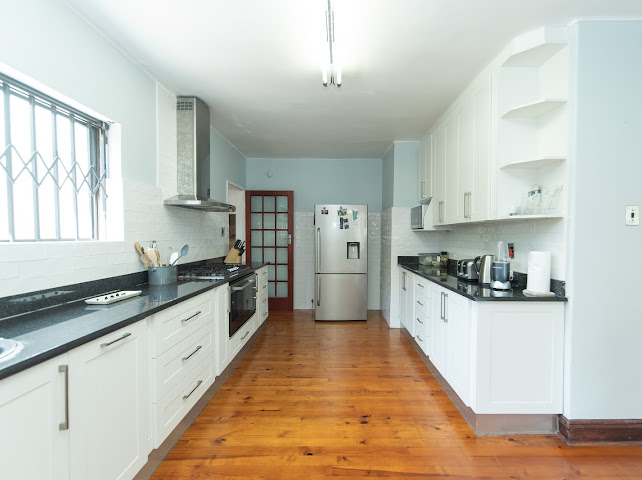 5 Bedroom Property for Sale in Summerstrand Eastern Cape